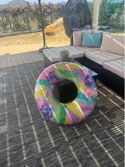 Free new Inflatable Swimming Pool with a Purchase of $20 +