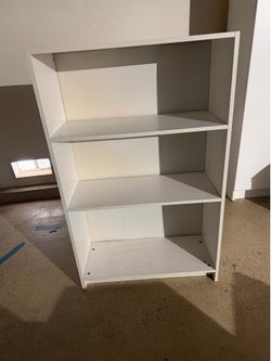 White Bookshelf with Adjustable Shelves