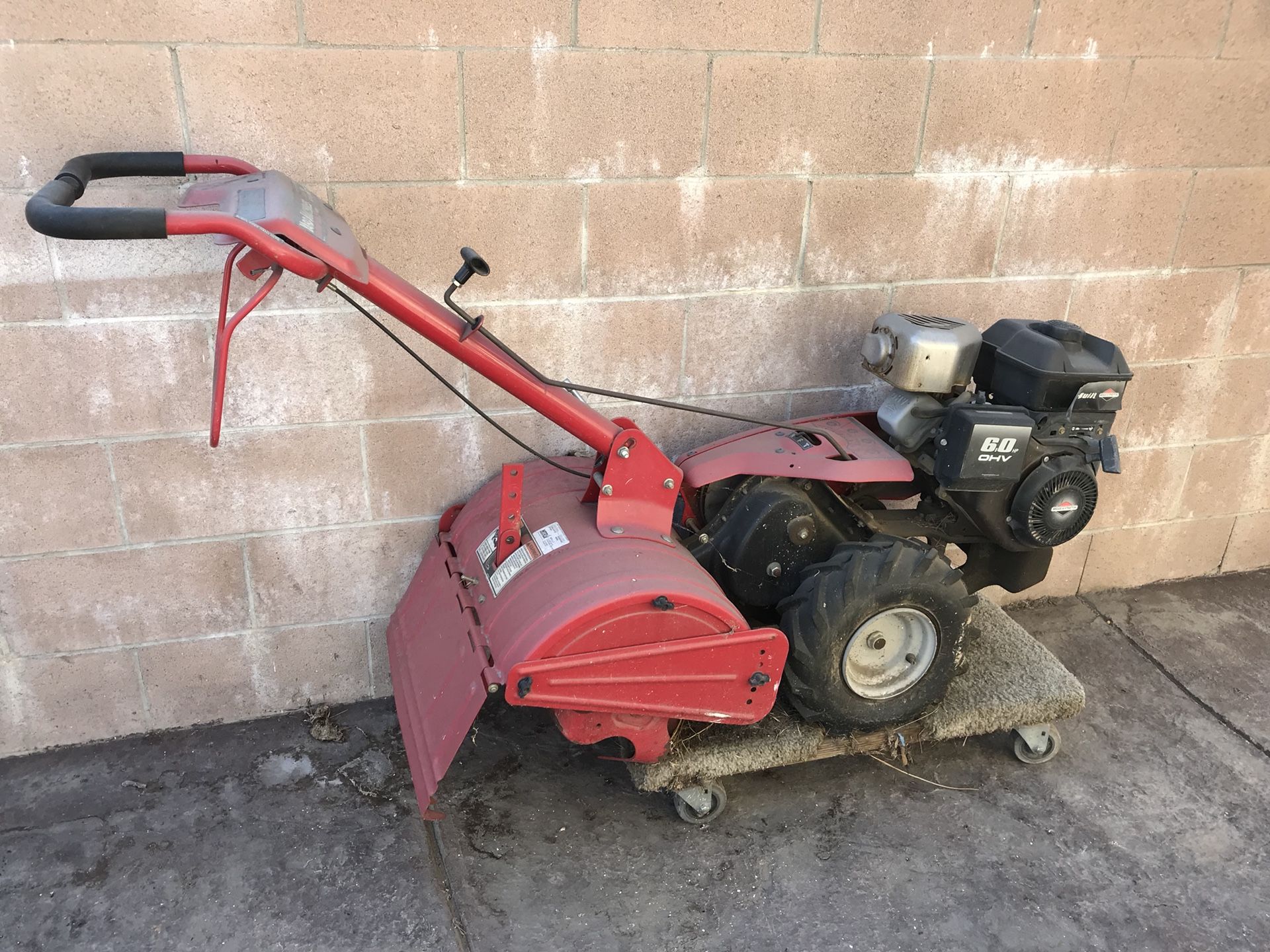 MTD Roto Tiller w/ Briggs & Stratton 6hp OVH