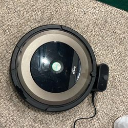 Roomba iRobot Vacuum