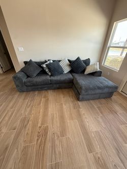 Sectional couch