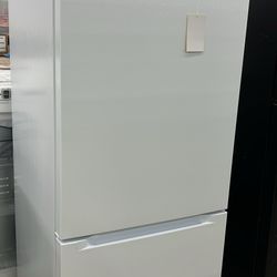 Midea 30” Bottom Freezer Refrigerators - 2 Year Warranty / $53 Down Payment 
