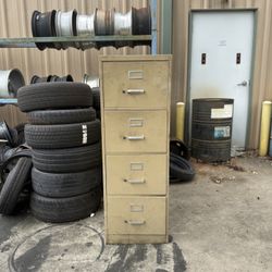4 Drawer File Cabinet 
