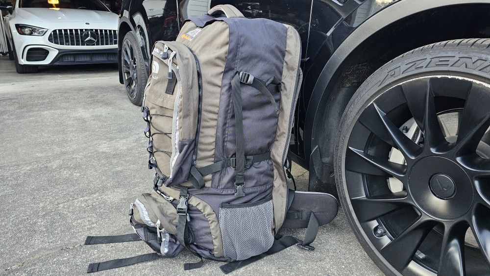 The North Face Hiking Backpack - Model: Appalachian 100 + 20