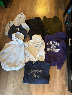 Women’s hoodies bundle $5 each