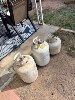Propane Tanks Set of 3