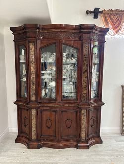 China marble cabinet