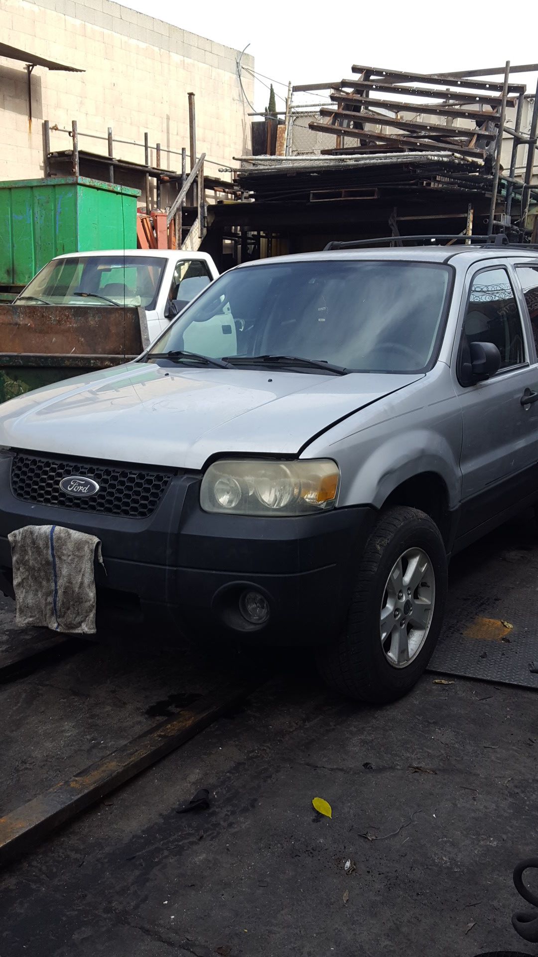 05 ford escape for parts