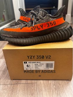 Yeezy 350 V2 size 6 1/2 youth