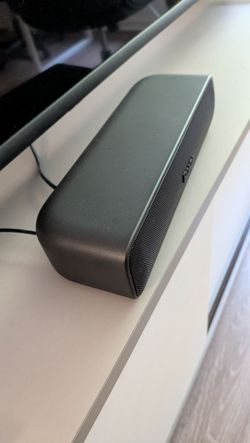 Roku Black Compact Soundbar Speaker