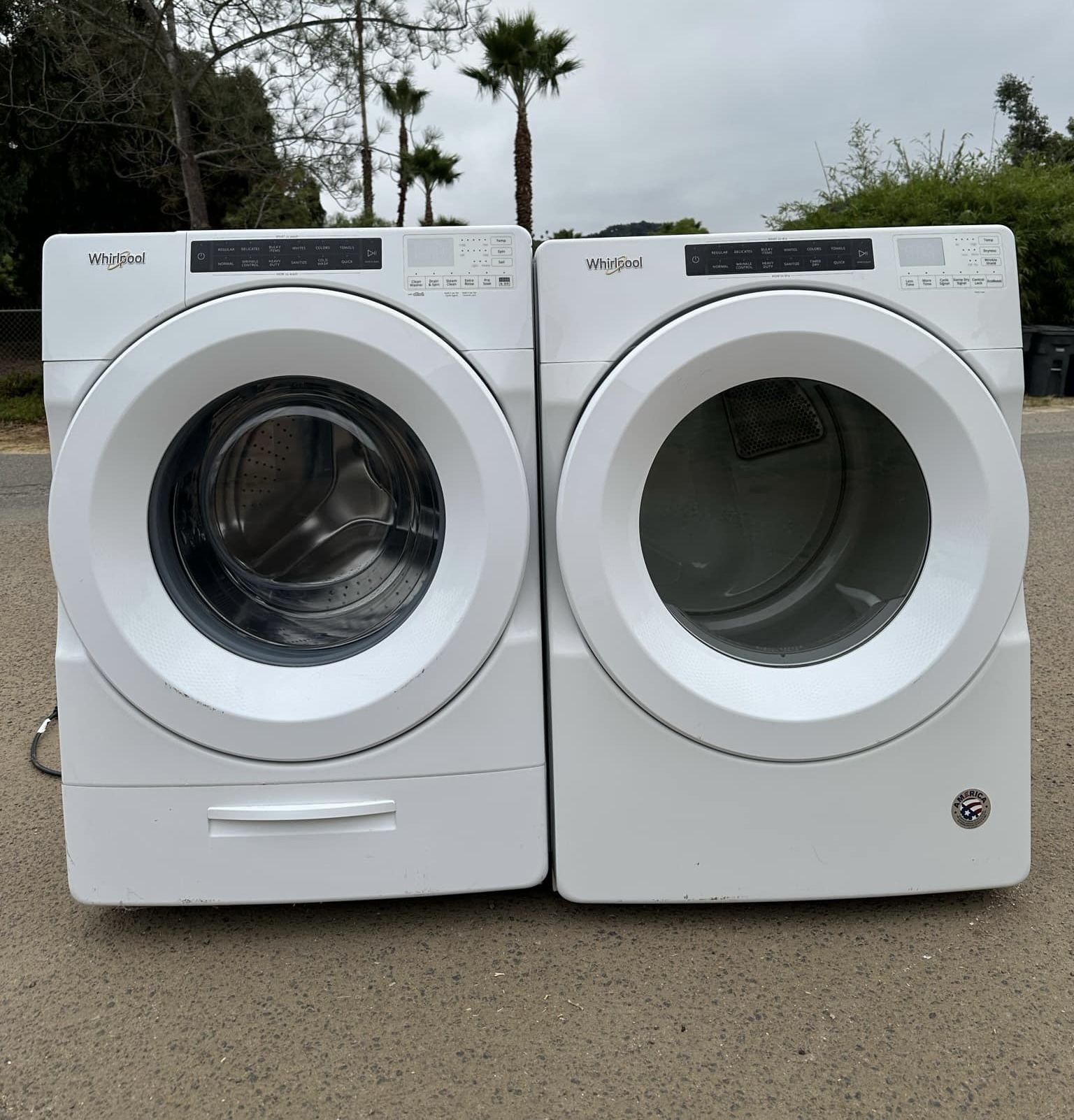 Whirlpool Washer And Gas Dryer