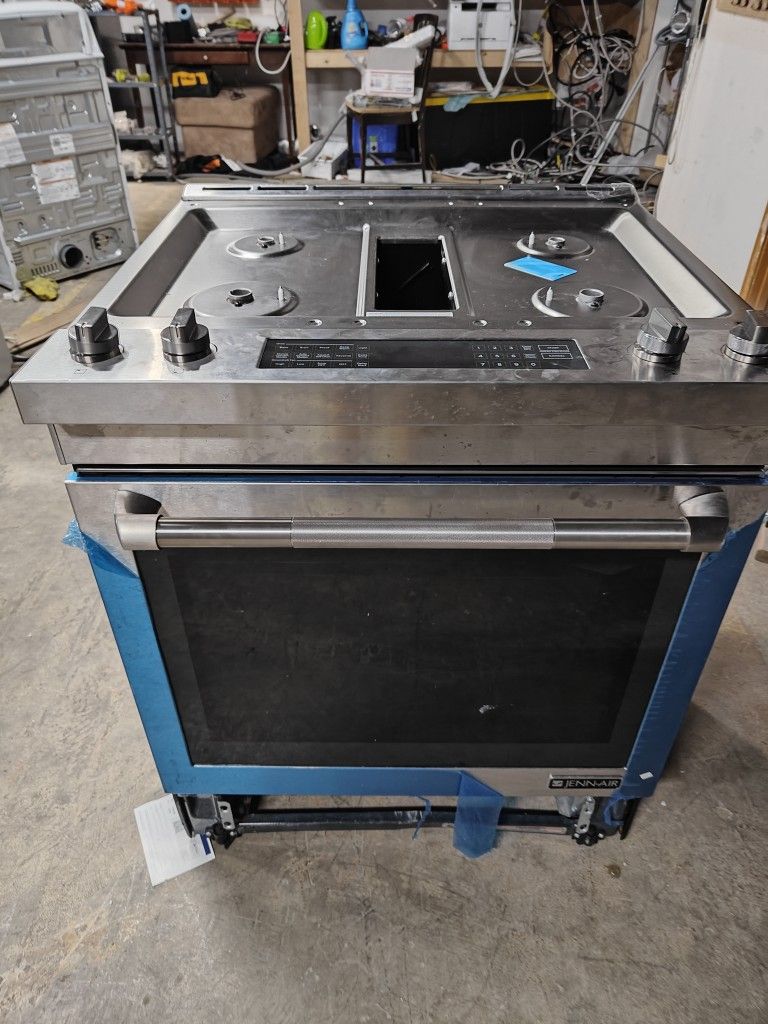 30inch Well known brand gas stove