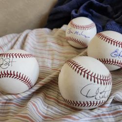 Autograph Baseballs 