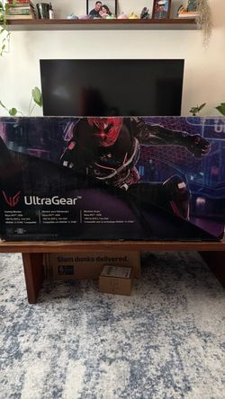 LG UltraGear 34" curved gaming monitor