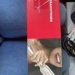 typo hair straighten brush 