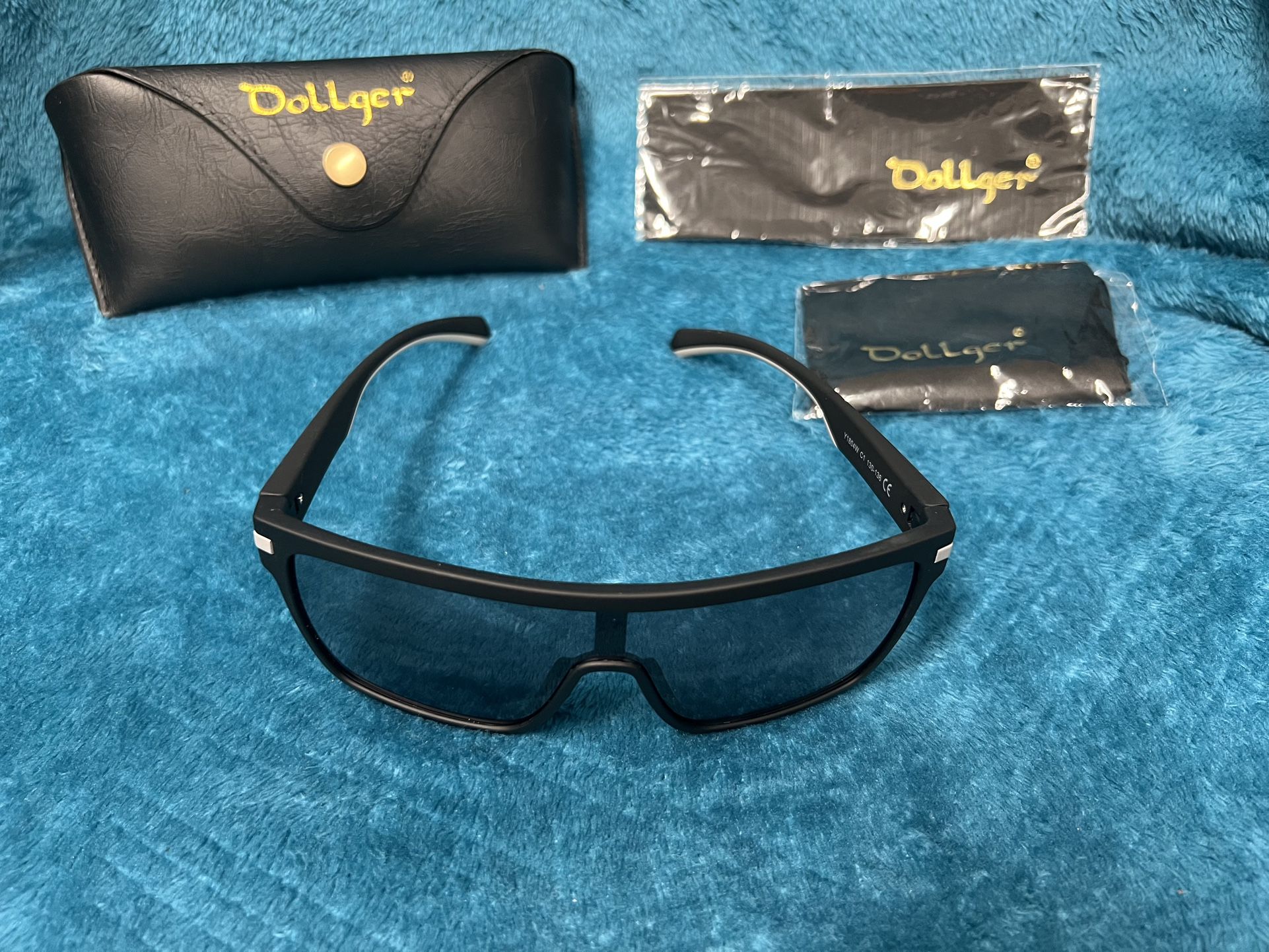 Dollger UV400 Sport Oversized Sunglasses for Women Men, Square Trendy Flat Top Sunglasses Siamese Lens