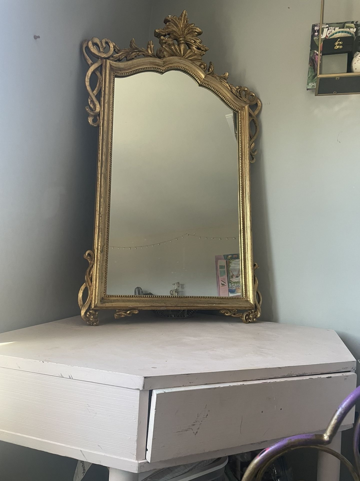 Pink Vanity Desk With Gold Mirror And Chair
