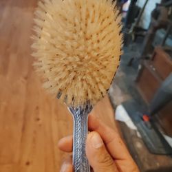 Antique Brush