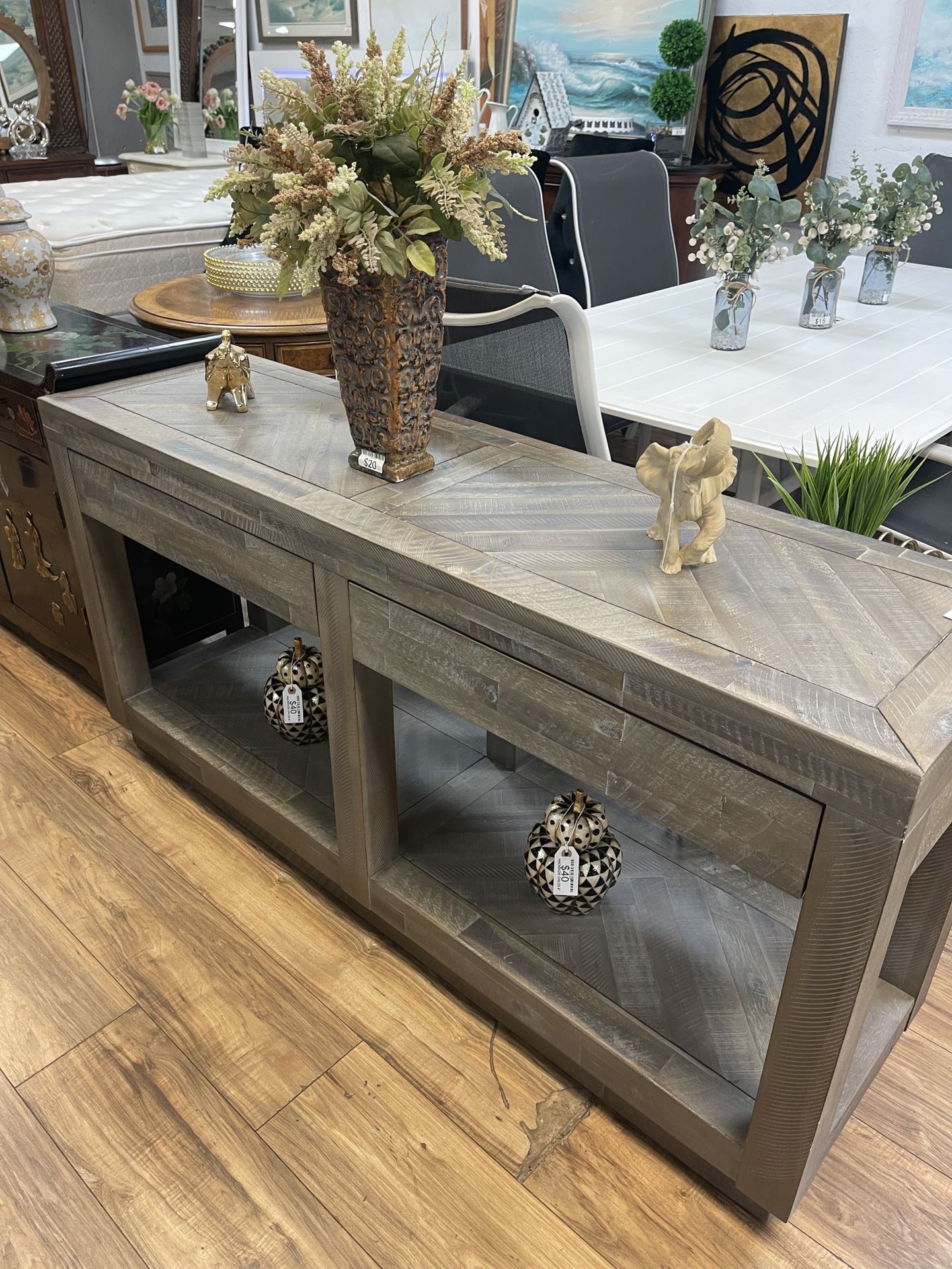 Credenza