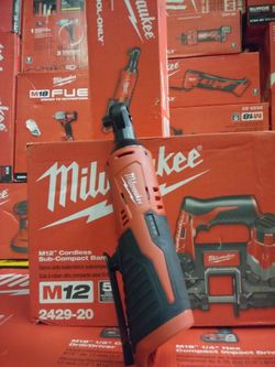 MILWUAKEE M12 CORDLES 3/8 RATCHET TOOL ONLY NEW