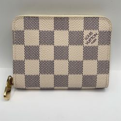 Authentic Louis Vuitton Zippy Coin Purse