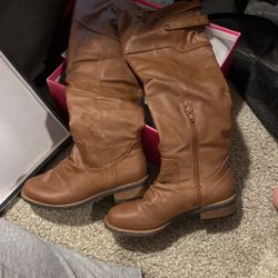 Brown Knee-high Boots Size 5.5