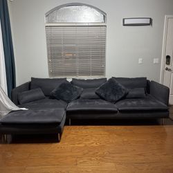 Charcoal Gray Sectional Sofa with pillows included – Excellent Condition!