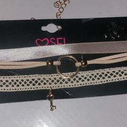 Choker Set