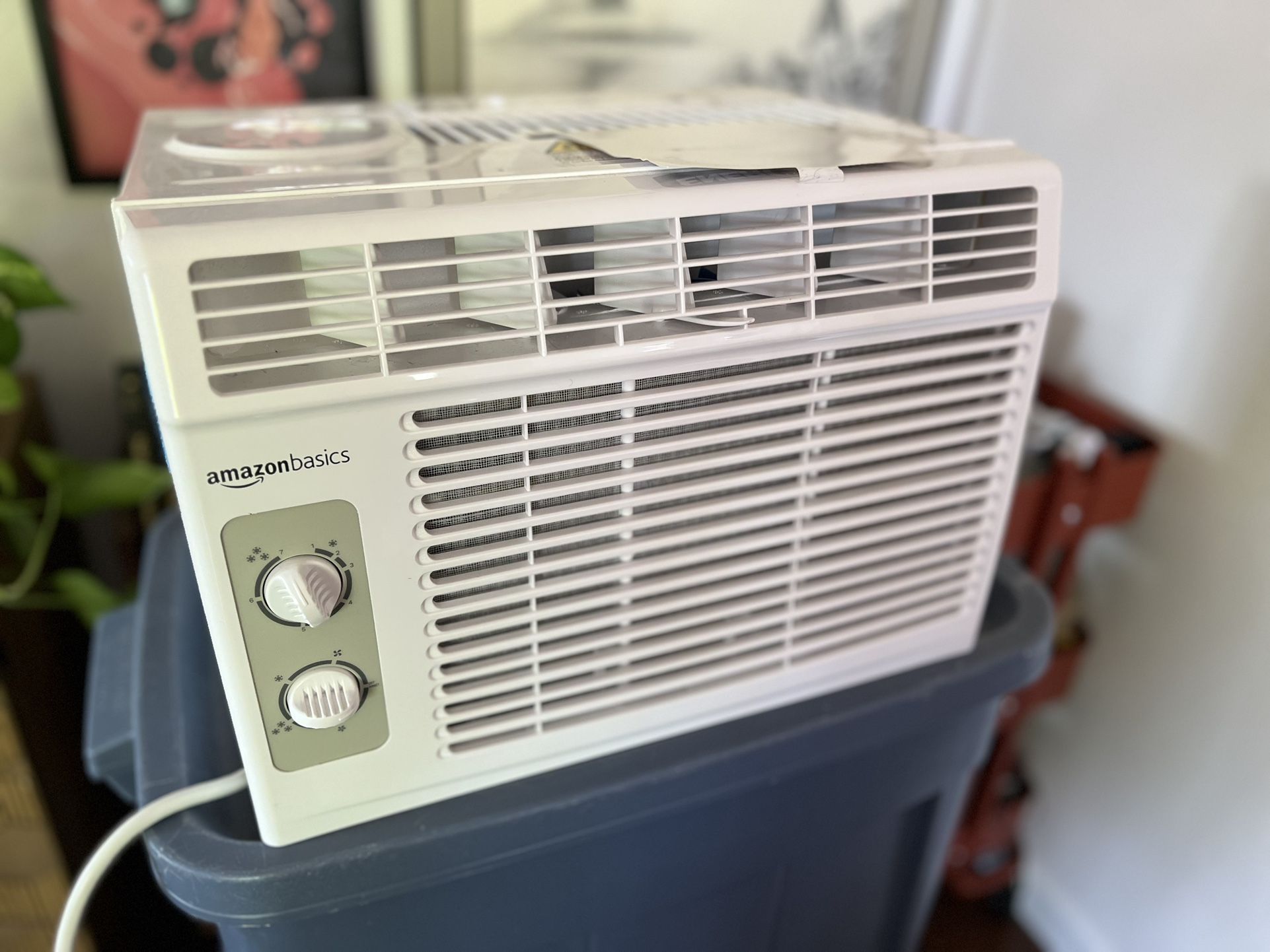 Window-mounted Air Conditioner 5000 BTU Amazon basics