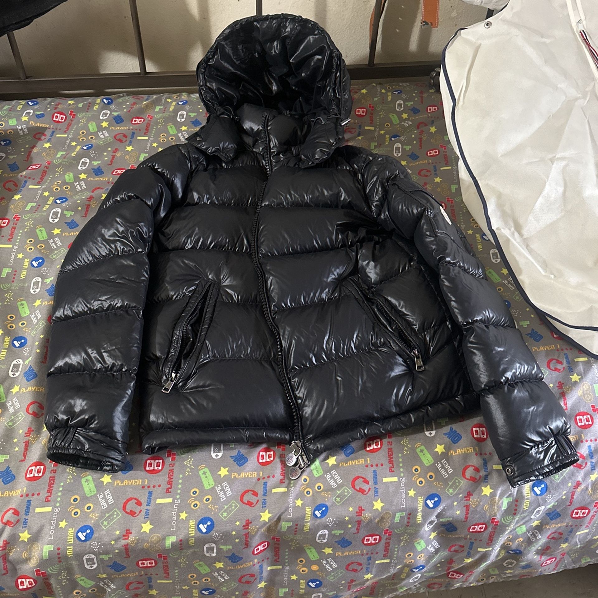 Moncler Maya