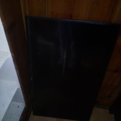 Broken Vizio TV 32 Inch 