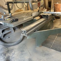 Sliding Table Saw