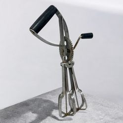 Vintage EKCO USA Hand Crank Egg Beater Rotary Whisk Metal Kitchen Tool