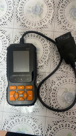 V520 OBD2 Scanner Diagnostic Tool Real Time Data Fault Error Detector Professional Mechanic Vehicle Fault Code Reader Auto Read Fault Code Check Engin