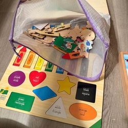Melissa and Doug Puzzle Lot - GREAT Price