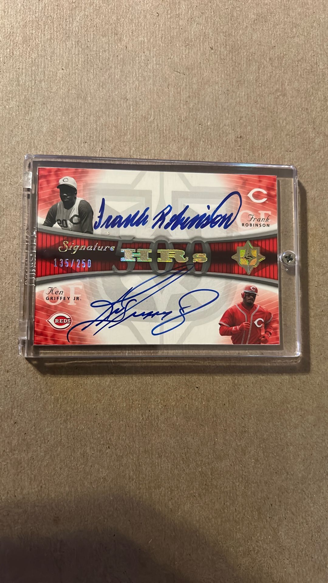 2005 Ultimate Signature Home Runs Dual Autograph #RG Frank Robinson / Ken Griffey Jr.