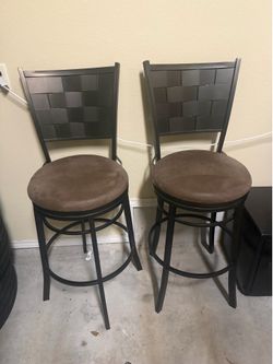 Bar Stools (Excellent Condition)