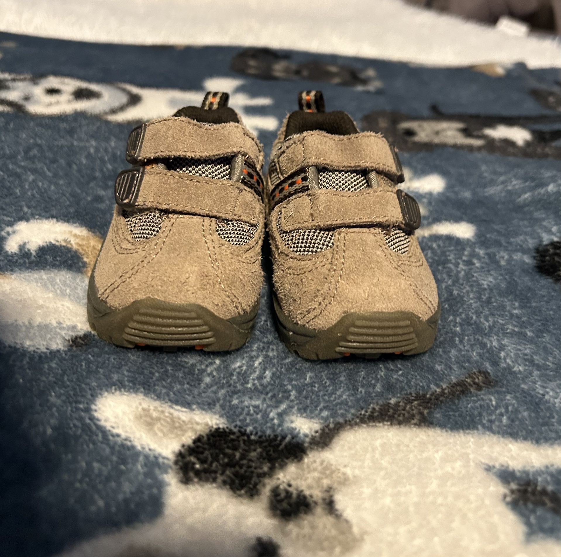 Size 2 Infant Osh Kosh Hiking Boots 