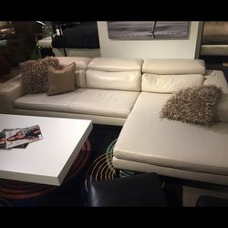 Modern Beige Leather Sectional Sofa with Chaise – Good Condition