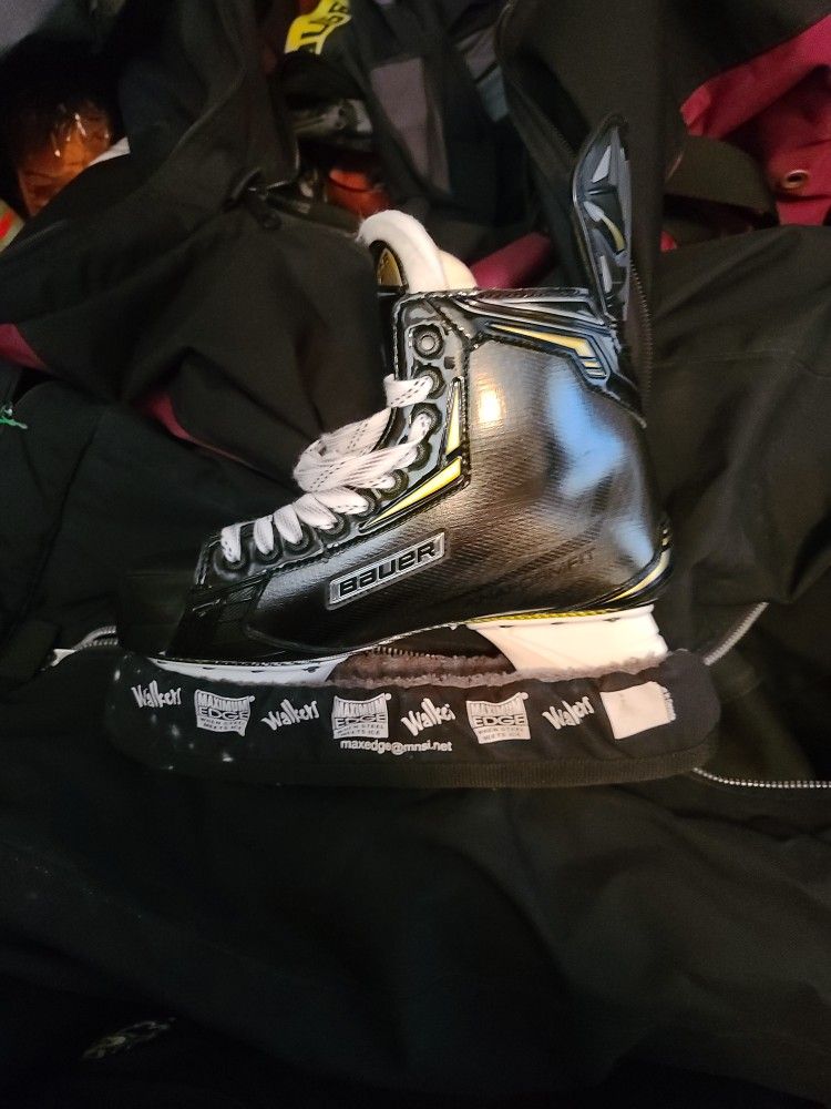 Bauer Supreme 2S Reflex Tongue 10D New