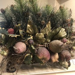 CHRISTMAS Large Frosted Beaded FRUIT CENTERPIECE 14”x14” 