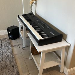 End Tables/Side Tables White