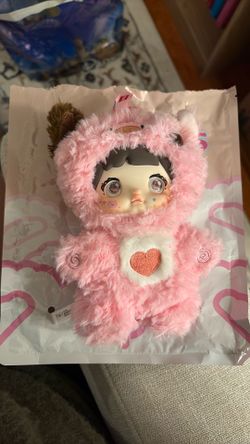 Nommi v1 loveliness never ends bag charm strawberry piggy
