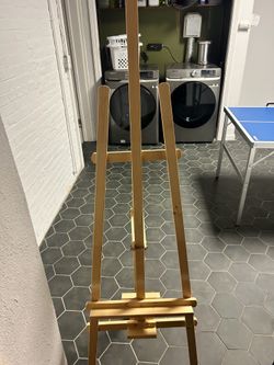 Artist Easel