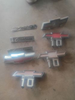 Chevy emblem