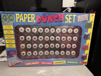 Cutting Edge Scrapbooking Paper Punch Set 40 Pieces in Clear case Great for