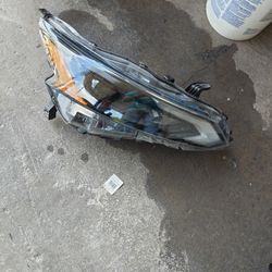 Nissan Altima 19-22 Headlight 