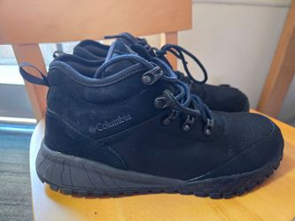 Columbia waterproof hiking boots