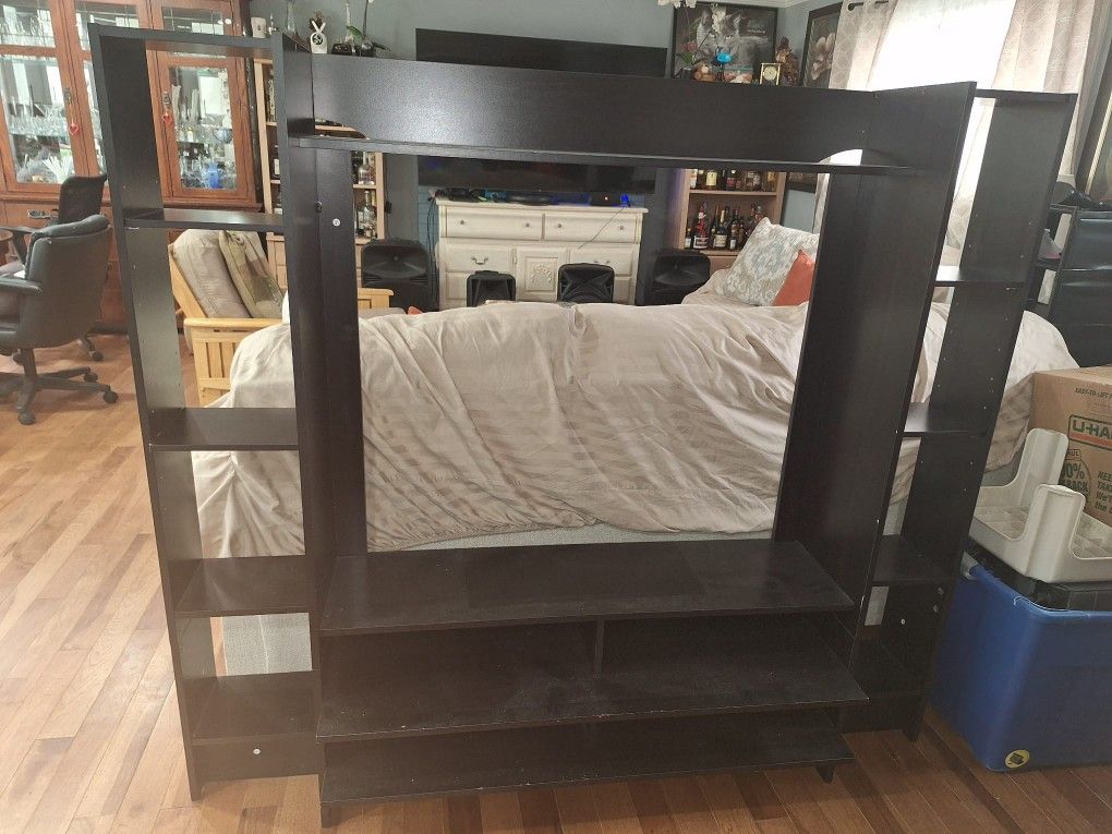 Se Vende. Estante Para La Televisión