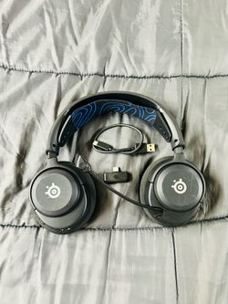 SteelSeries Arctis Nova 5P  Wireless Gen 2 Gaming Headset - Real-Time App Control, Mix 2.4GHz/Bluetooth, PC, PS5/PS4, Switch /Switch 2 ( Used )